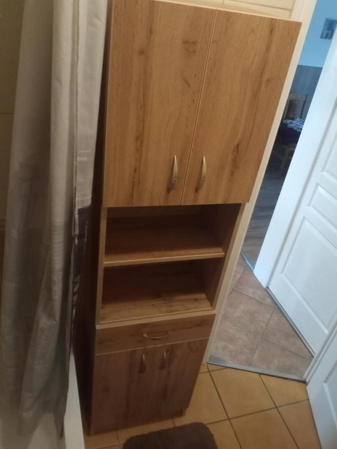 Budai Vam Apartmanhaz Печ Экстерьер фото